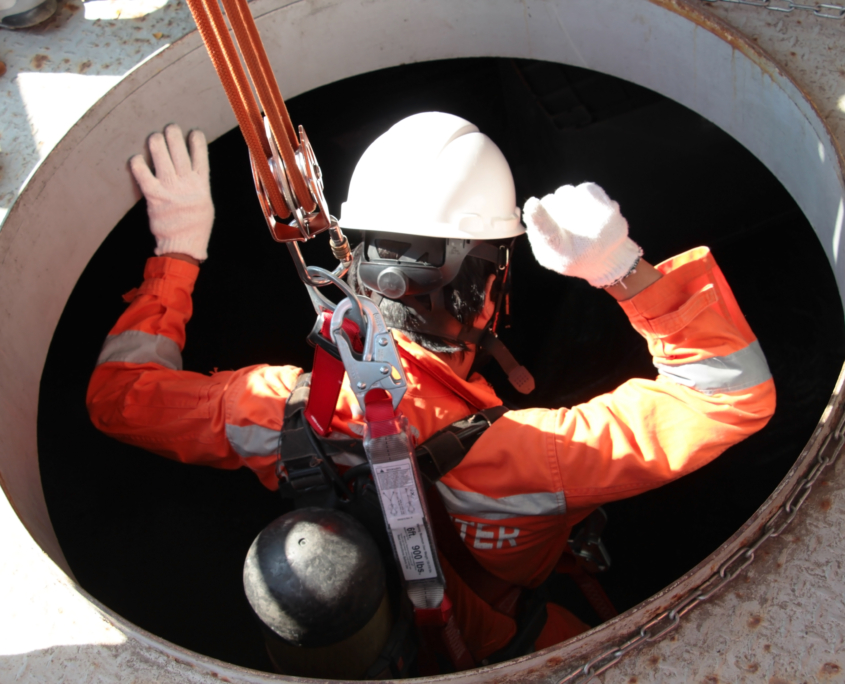 Scaffolding team working safely in confined spaces for industrial maintenance and access solutions